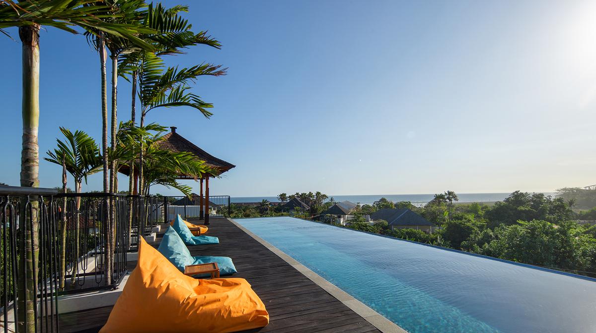 Grand Opening: Bali Suites & Villas with Daily Breakfast, Free-Flow Cocktail Hour & Massages