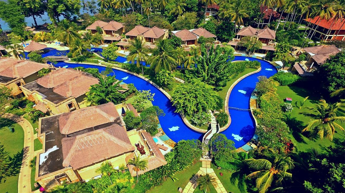 Beachfront Lombok Tropical Escape with Private Stretch of Sand, Two Restaurants & Pool