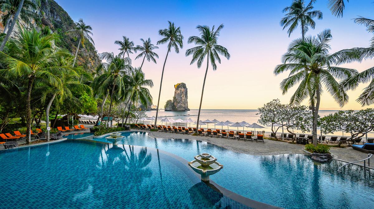 Five-Star Krabi Beachfront Hideaway with Daily Breakfast, Daily Lunch or Dinner & Nightly Cocktails
