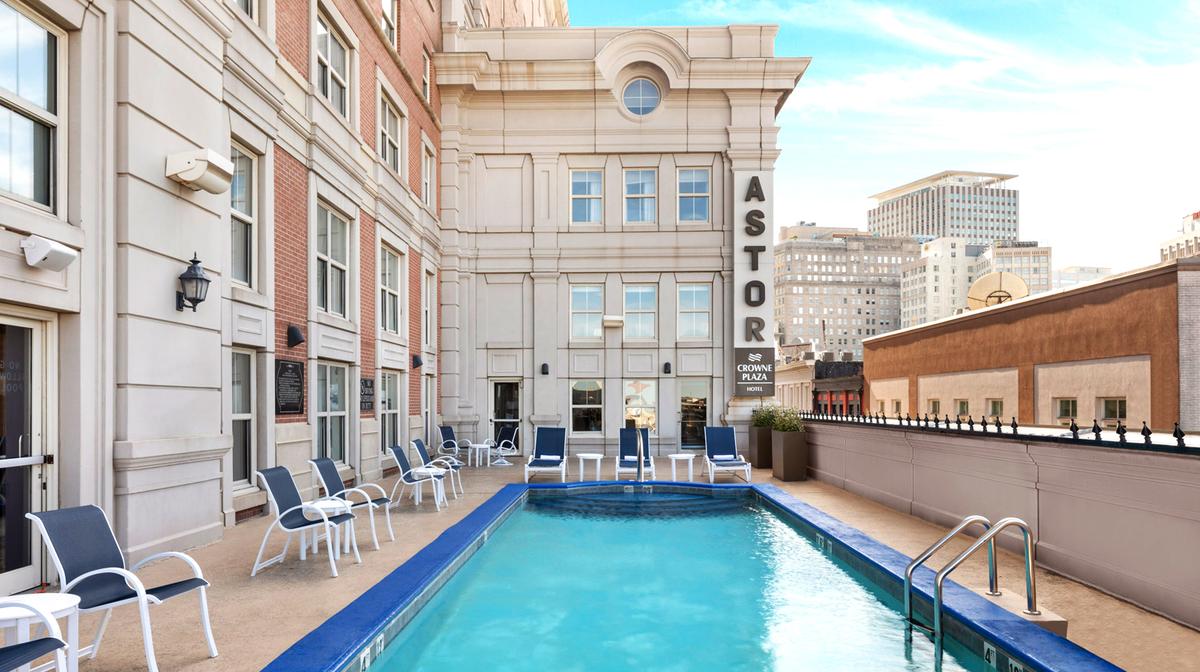 Central New Orleans Escape With Rooftop Pool, Steps Away From Bourbon Street