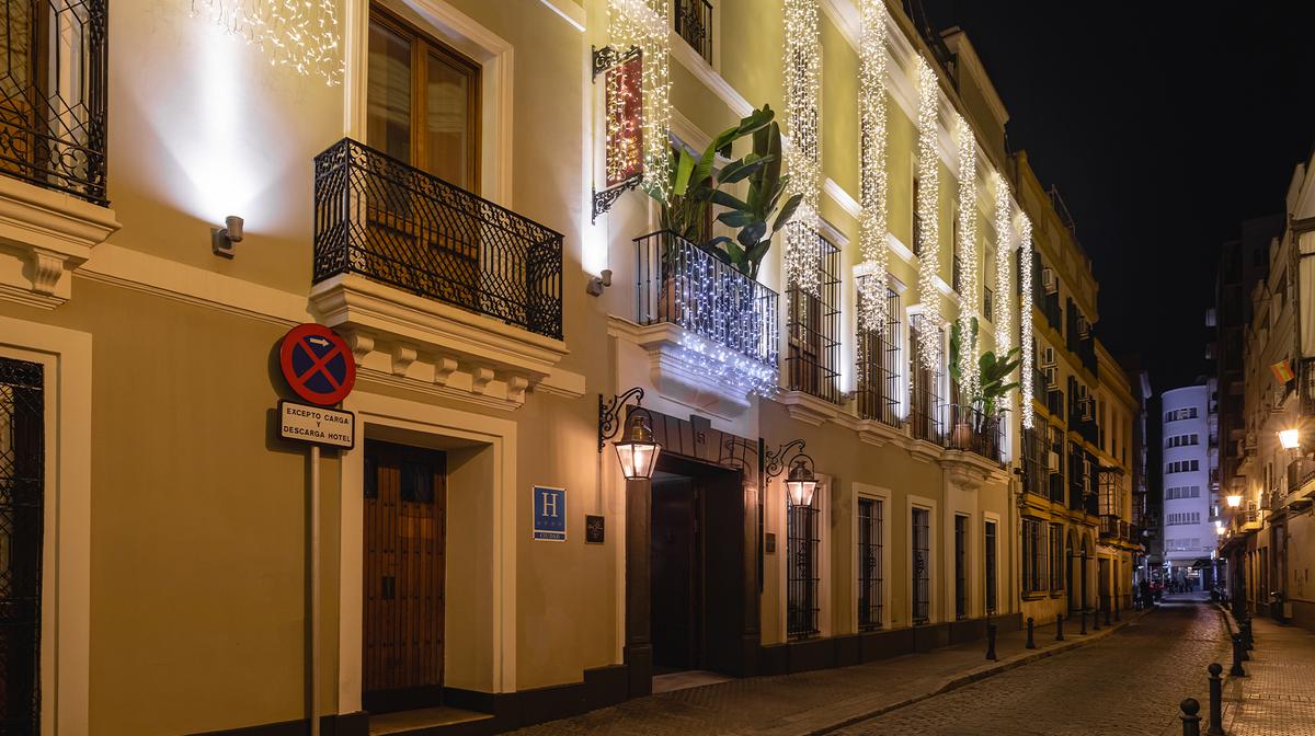 Historic Spanish Boutique Escape in the Heart of Seville 