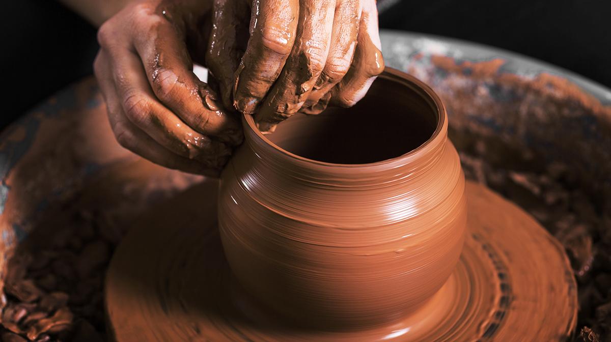 Sydney: Beginner Pottery-Making Class with Take-Home Piece