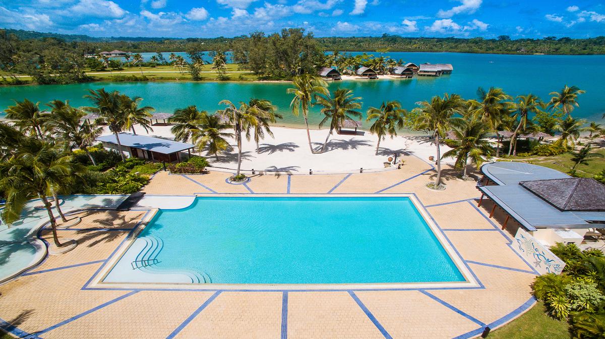 Vanuatu Lagoon Luxury with Pool Bar & Kids Club