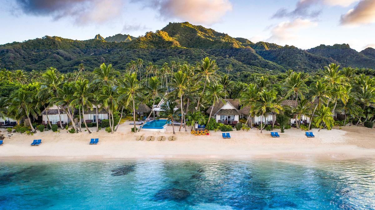 Rarotonga Adults-Only Beachfront Bliss