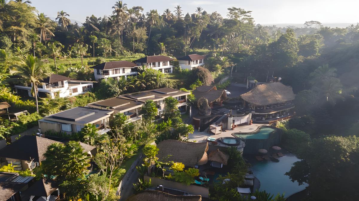 Tranquil Northern Ubud Hideaway with Daily Breakfast, Nightly Dinner & Cocktails