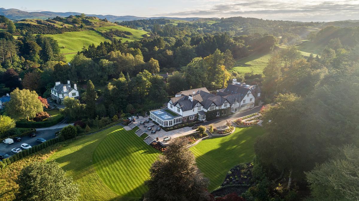 Idyllic Edwardian Country House Stay in Windermere with Fine-Dining Restaurant 