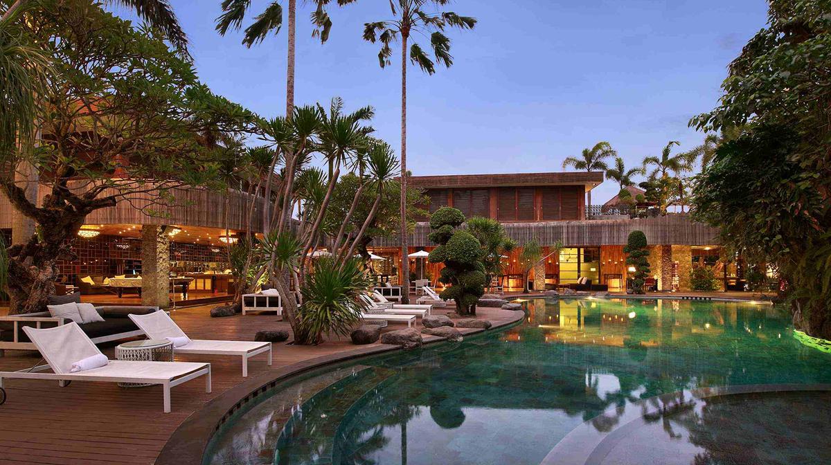 Bestselling Peppers Seminyak Luxury Pool Villas with Daily Breakfast, Daily Massages & Nightly Free-Flow Cocktails