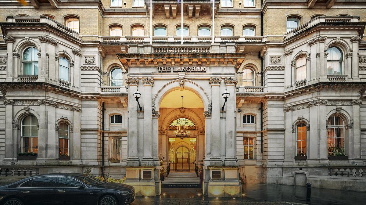 Langham Luxury in London's West End with Onsite Spa, Tavern & Cocktail Lounge 