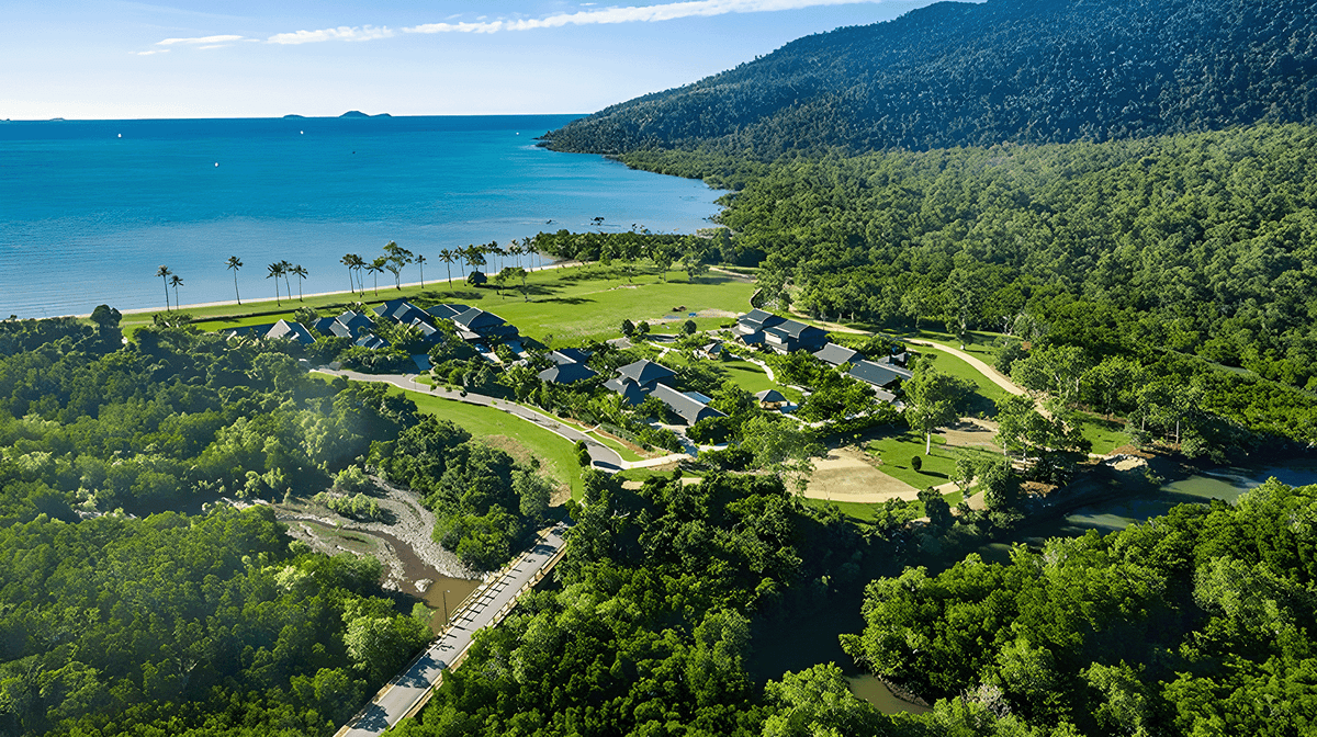 Airlie Beach Pool Villas overlooking Funnel Bay with Welcome Hamper & A$200 Spa Credit