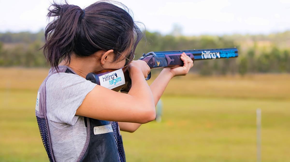 Sydney: 1.5-Hour Small Group Guided Clay Target Shooting Session in Cecil Park