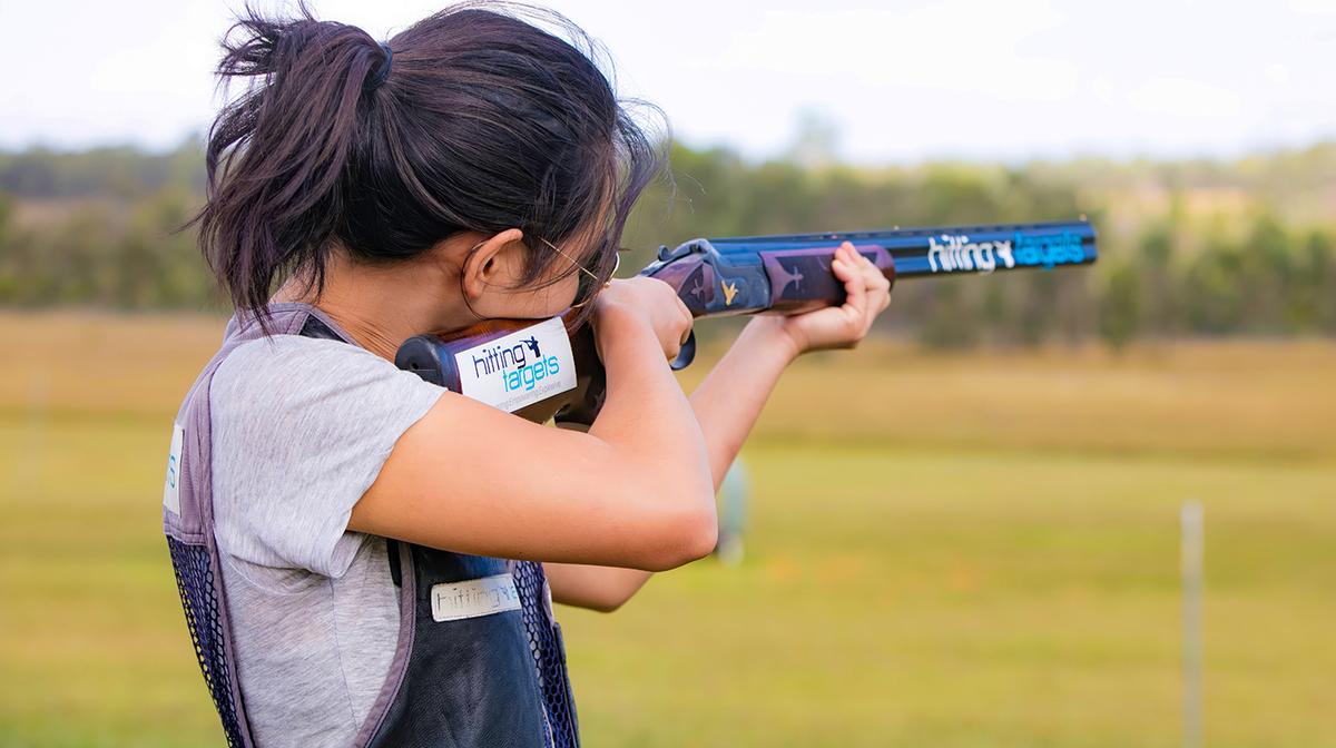 Sydney: 1.5-Hour Small Group Guided Clay Target Shooting Session in Cecil Park