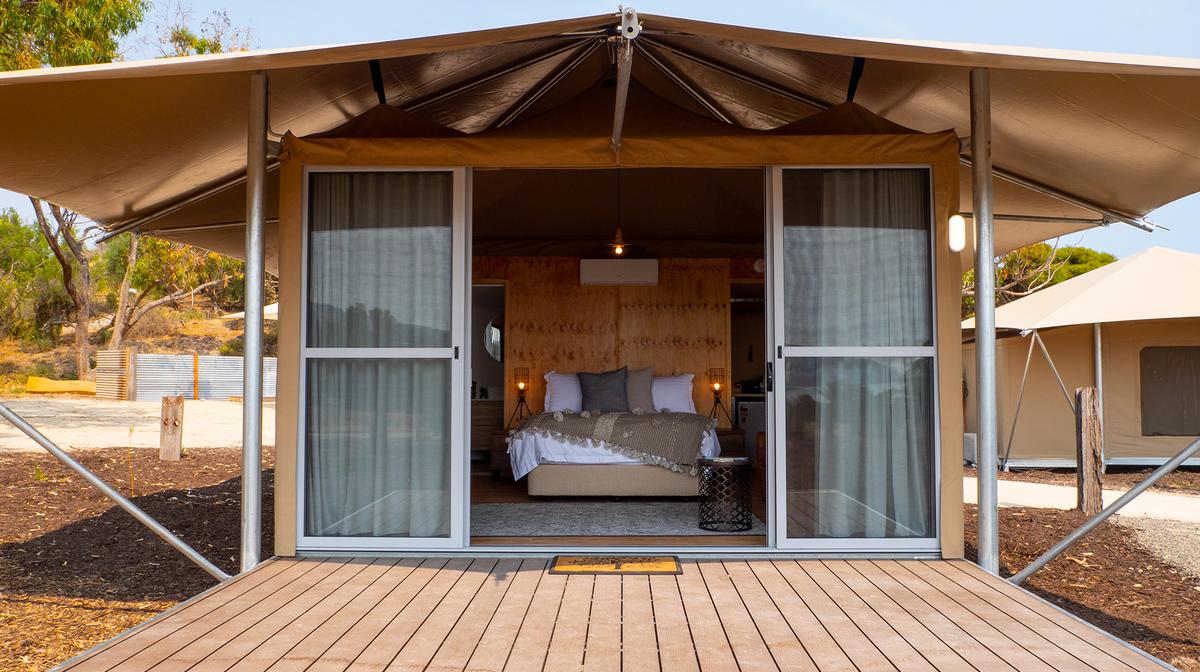 Kangaroo Island Luxury Beachfront Eco-Glamping with Daily Breakfast & Nightly Clifftop Drinks