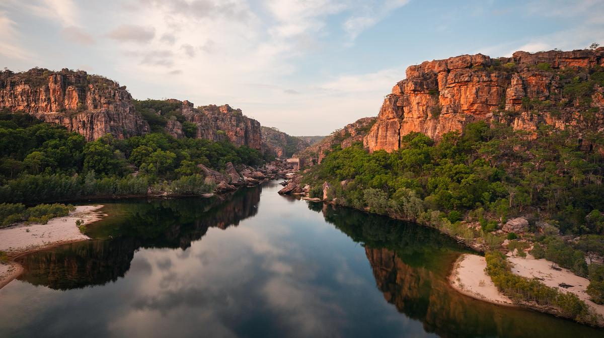 Top End: Kakadu National Park Tour with Mary River Cruise, Litchfield National Park, Bush Dining Experience & Scenic Flight