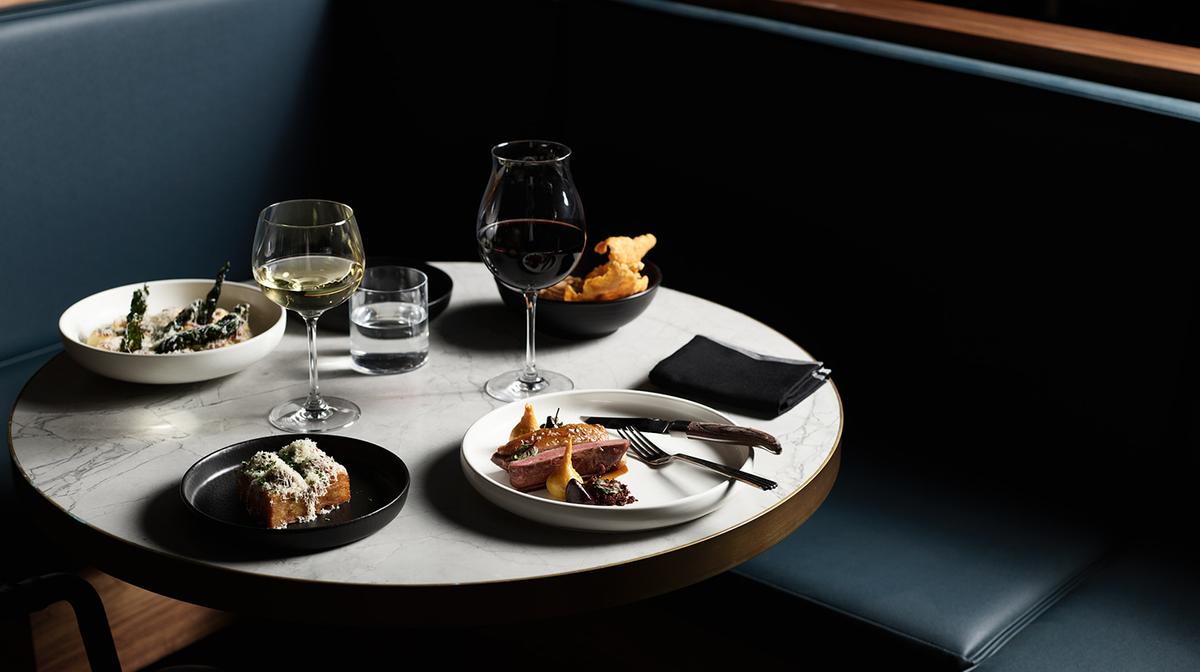 Sydney: ESQ. Sans Prohibition Gourmet Tasting Menu with Glass of Wine or Beer in Historic Queen Victoria Building