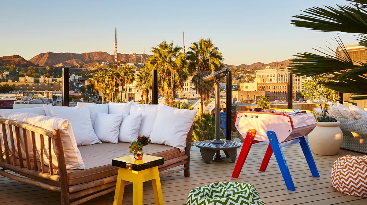 Boutique Hollywood Glamour near Sunset Boulevard with Rooftop Bar & Daily Breakfast