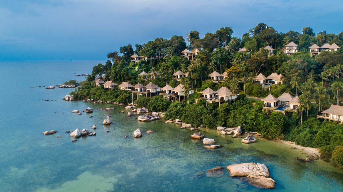 Indonesia: Bintan Island Banyan Tree Private Pool Villas with Daily Breakfast & Gourmet Dining