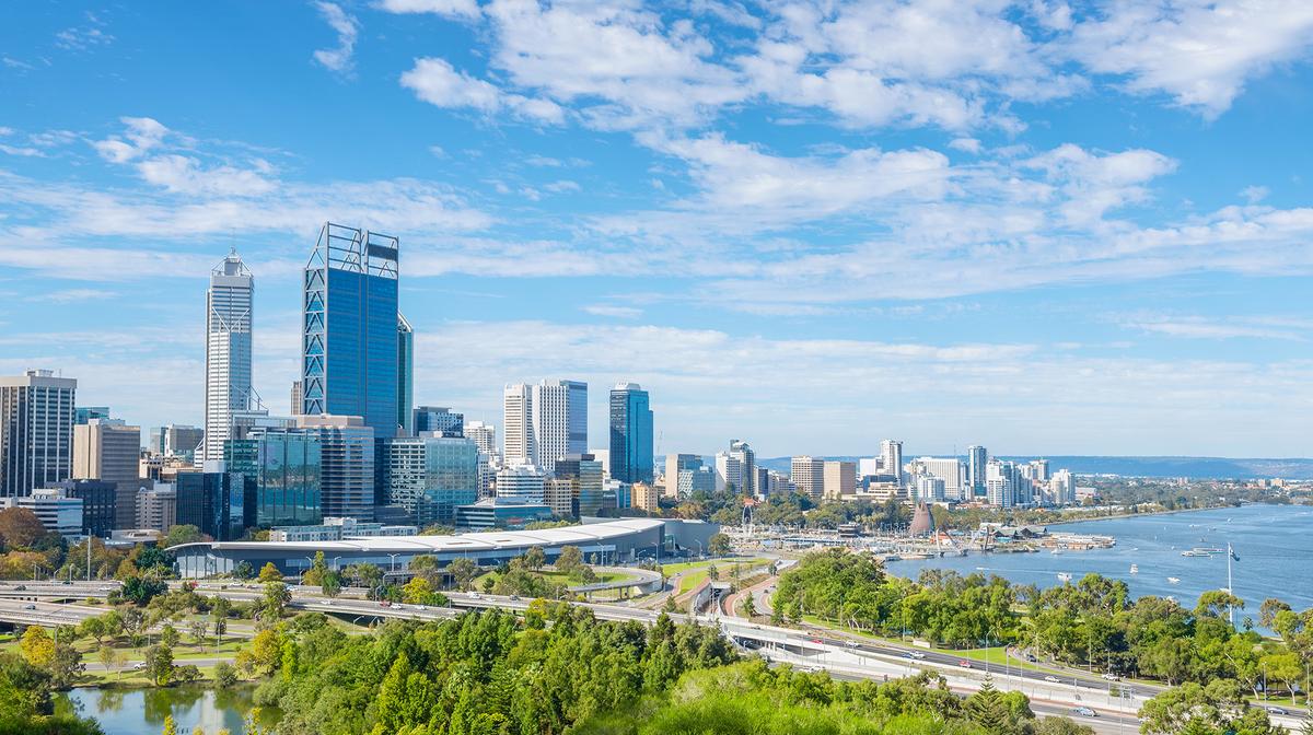 Central Perth Stay near Elizabeth Quay with Welcome Drink & Daily Snack Credit