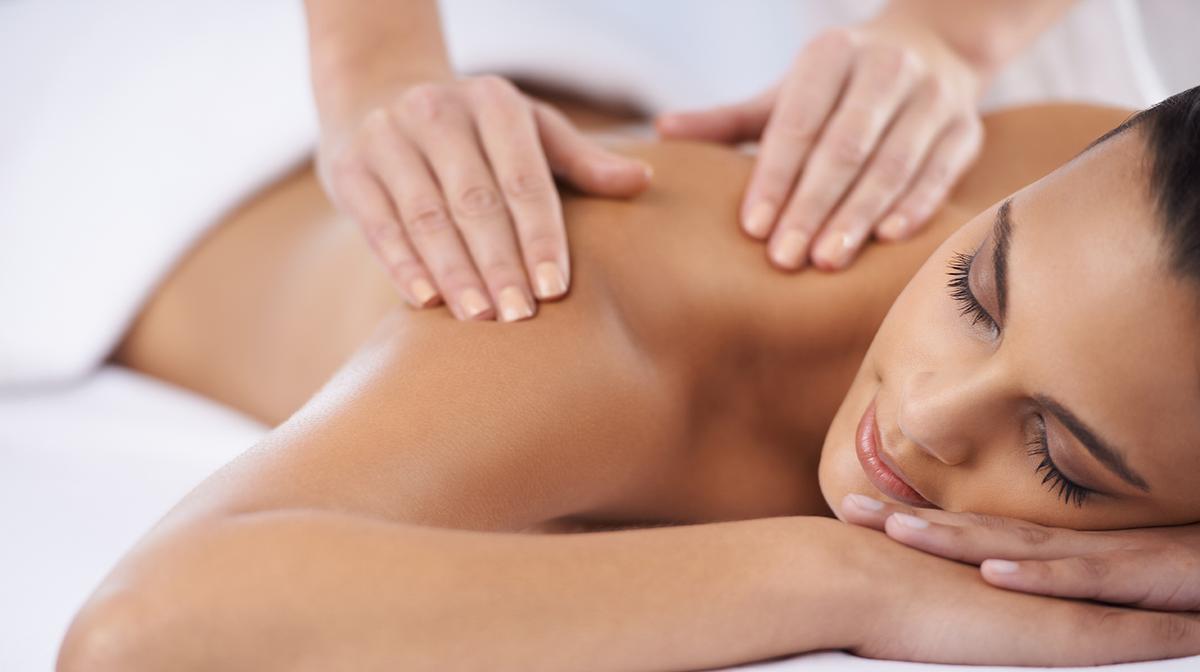 Sydney: Hydrating Aroma Oil Relaxation Massage with Hot Stone Therapeutic Treatment