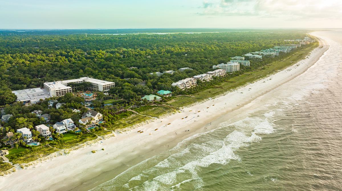 South Carolina Oceanfront Hilton Head Island Retreat with Pools, Onsite Dining & Bars
