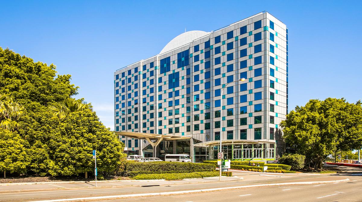 Stylish Sydney Airport Stay Close to Sydney CBD