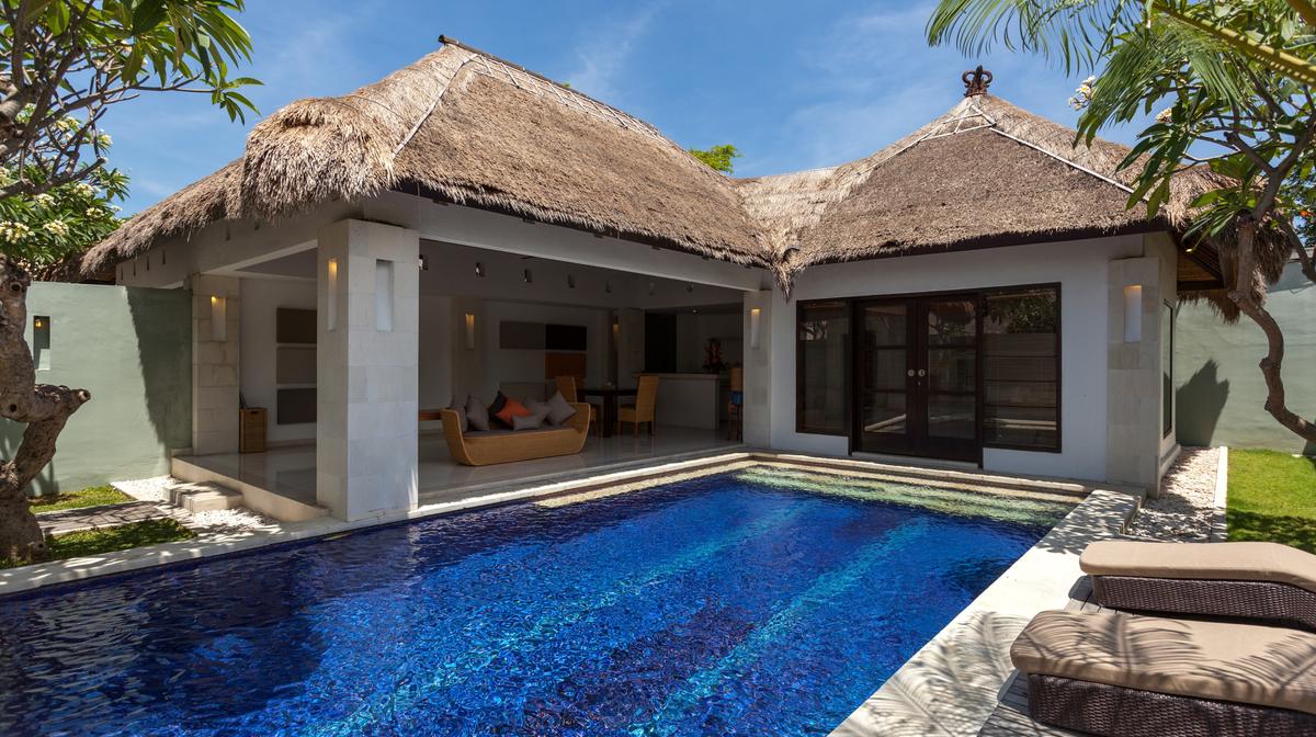 Bali Private Pool Villa Retreat in the Heart of Seminyak with Daily Breakfast & Nightly Cocktails