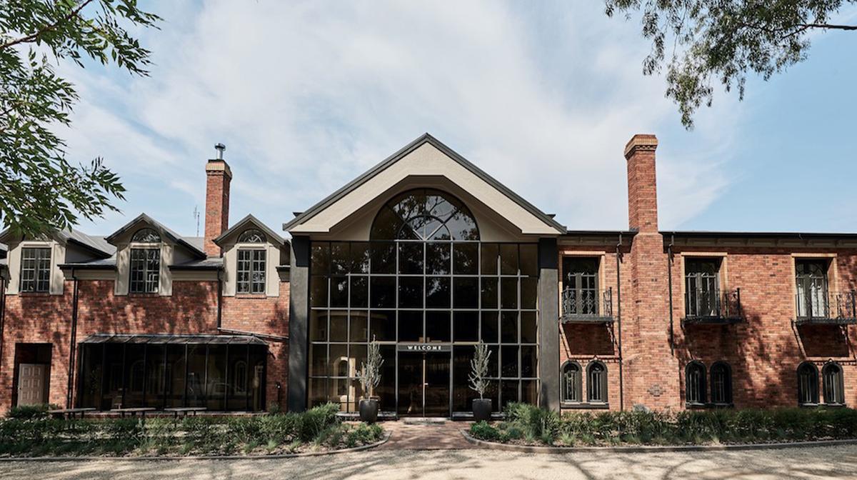 Picturesque Goulburn Valley Nature Escape with Daily Breakfast, Nightly Drink & Dining Credit