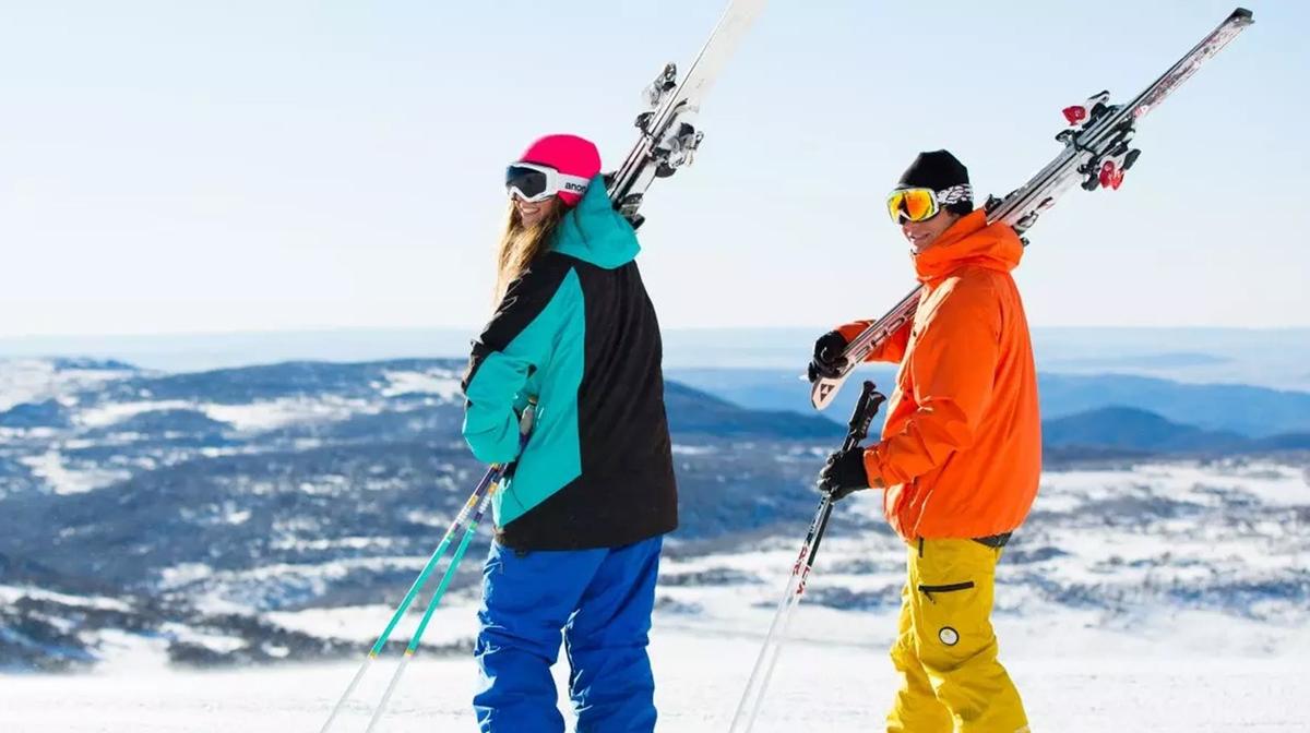 Perisher Ski Resort: Overnight Perisher Snow Tour with Return Transfers & Discounted Gear Hire