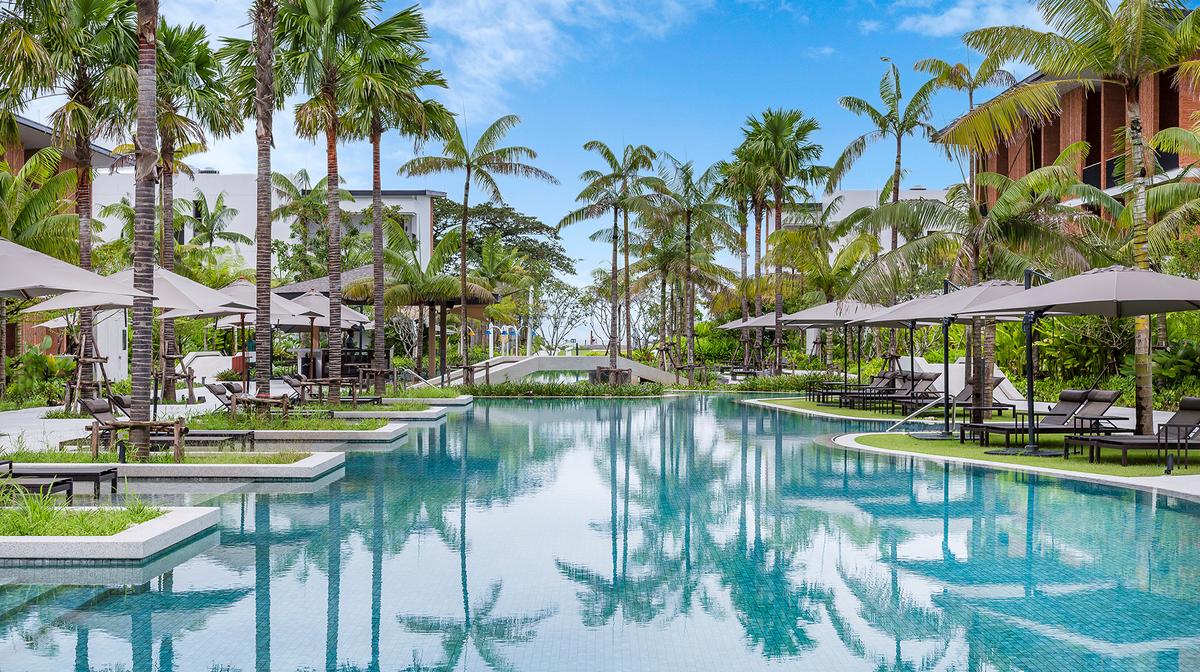 Khao Lak Beachfront Indulgence with All-Inclusive Dining, Unlimited Free-Flow Drinks & Massages