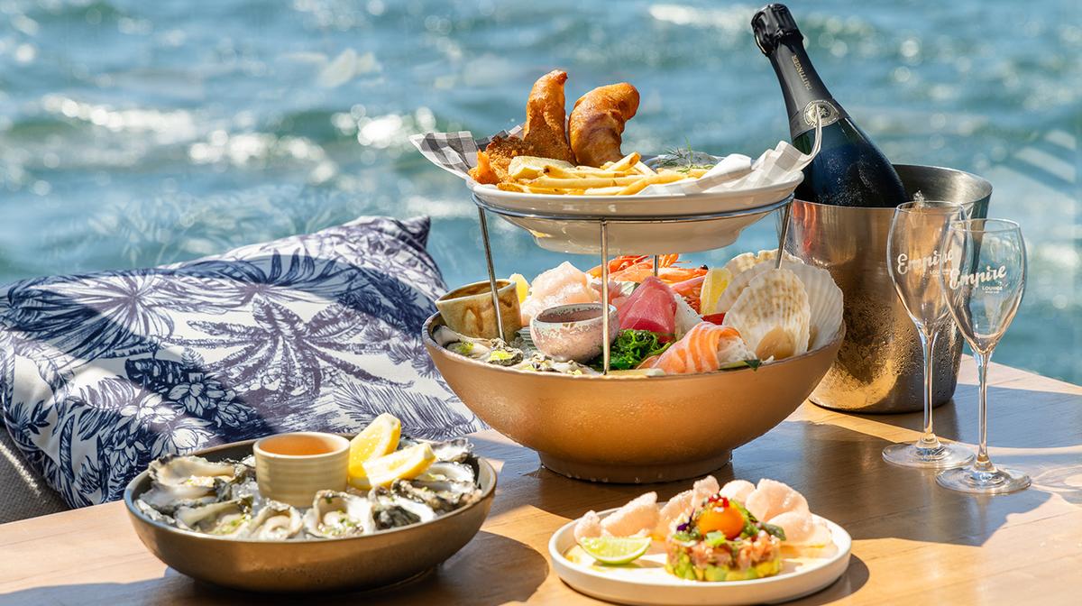 Sydney: Rose Bay Waterfront Dining Experience with Four-Course Tasting Menu or Chef’s Selection Seafood Platter & Glass of Prosecco