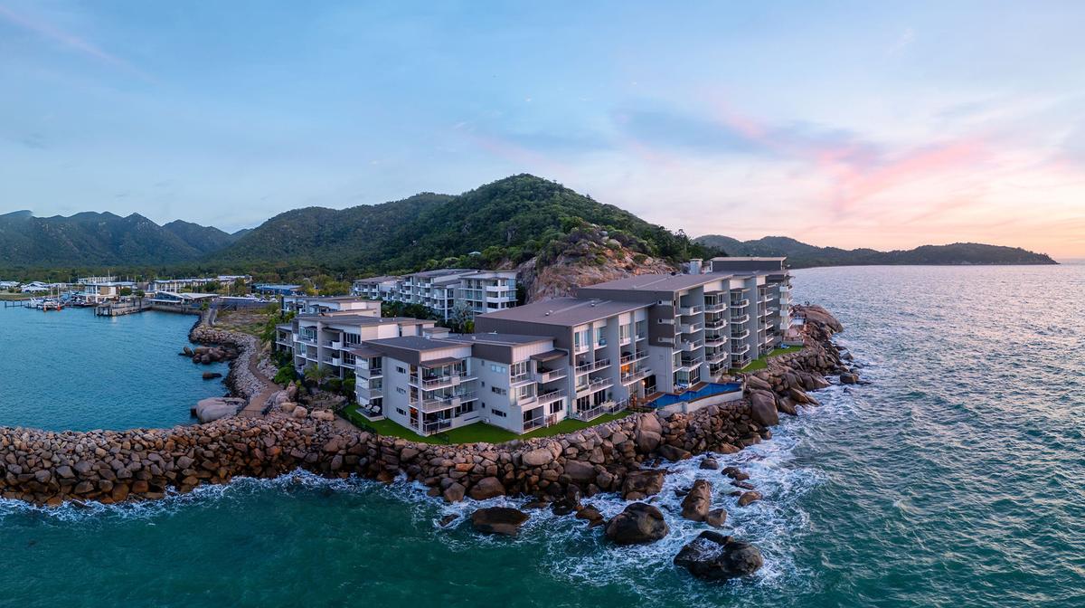 Magnetic Island Waterfront One- & Two-Bedroom Apartment Escape with One Day Car Hire