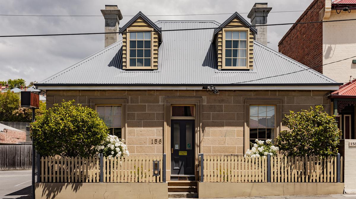 Charming Self-Contained Heritage Apartments in the Heart of Hobart with Breakfast Hamper