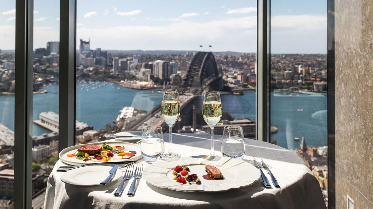 Sydney: Gourmet Three-Course Lunch with Glass of Sparkling Wine & Harbour Views at Shangri-La Sydney