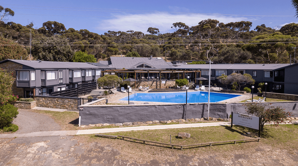 Tranquil Kangaroo Island Waterfront Escape with Daily Breakfast