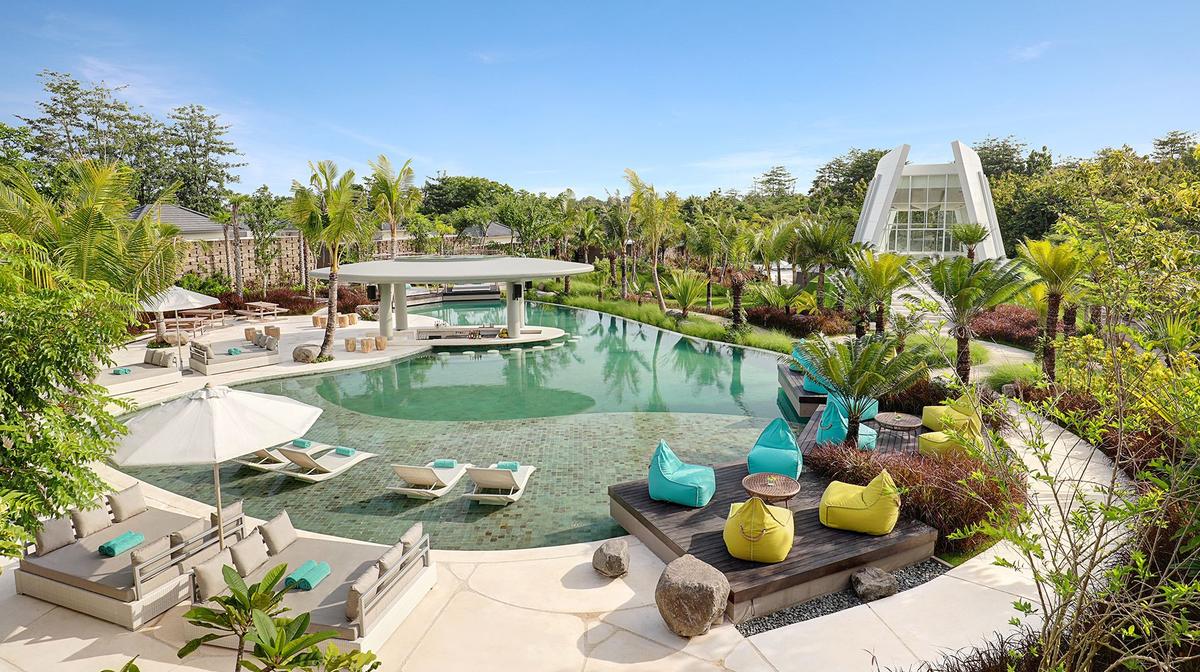 Five-Star Bali Pool Villas with Daily Breakfast, Daily Lunch or Dinner & Nightly Free-Flow Cocktail Hour