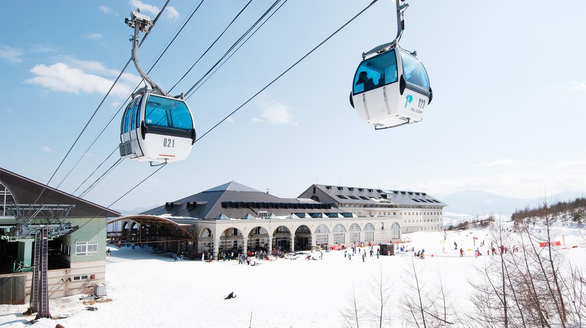 Japan Ski-In Ski-Out Alpine Escape with Unlimited Ski Passes & Daily Breakfast