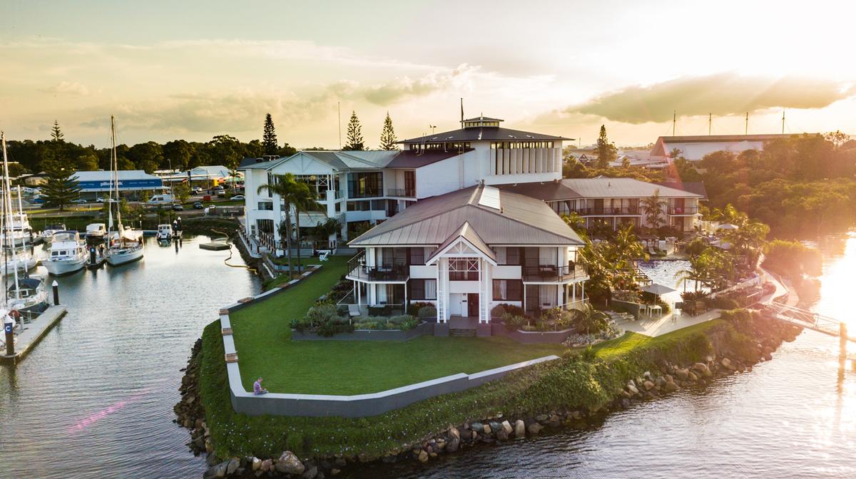 Tranquil Port Macquarie Waterfront Escape