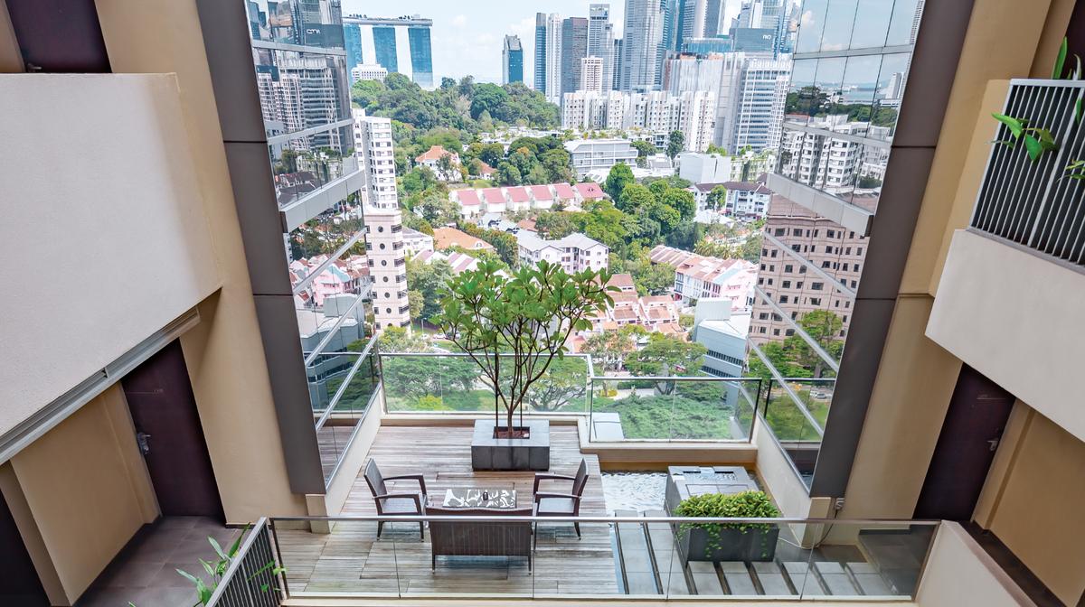 Five-Star Elegant Singapore Escape in Heart of Orchard Road