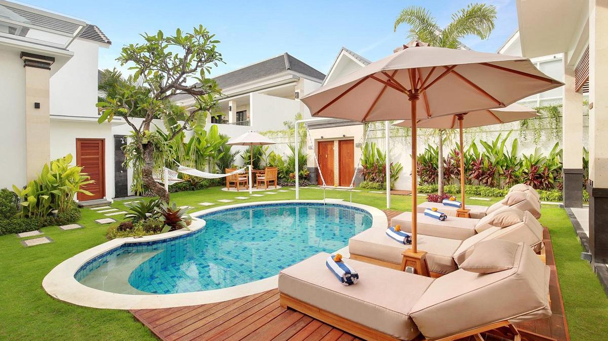 Romantic Bali Resort Villa with Pool & Daily Breakfast