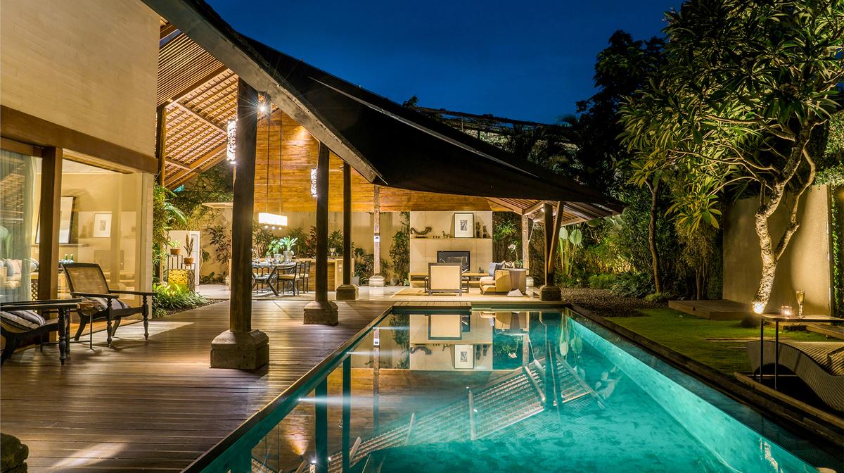 Canggu Romantic Private Pool Villa Luxury with Celebrity Chef Dining Experience, Personalised Butler Service & Daily Cocktails