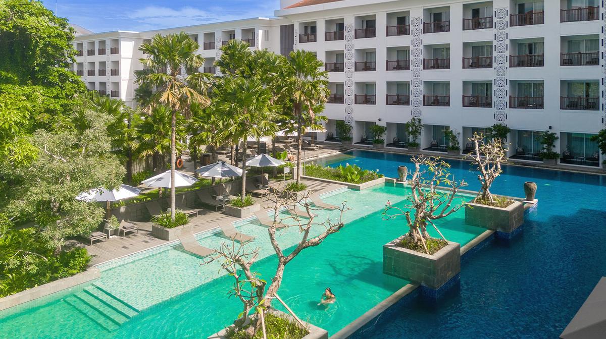 Grand Opening: Bali's First-Ever Grand Mercure Seminyak with Gourmet Dining, Deluxe Transfers & Nightly Free-Flow Cocktail Hour