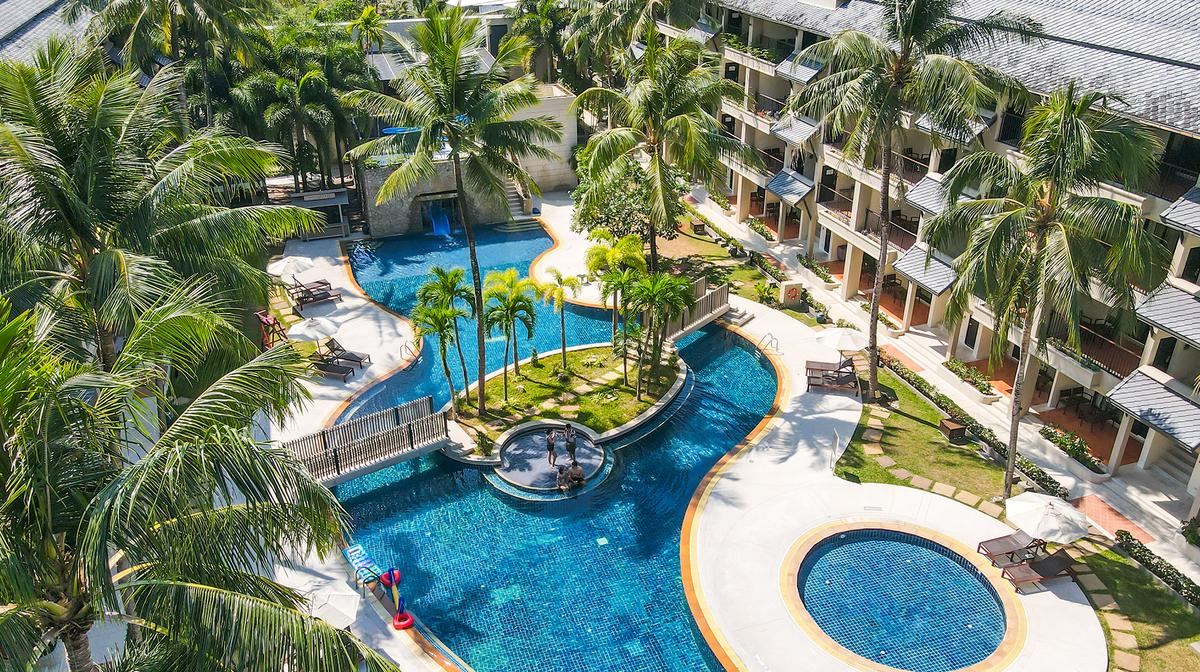 Stylish Phuket Island Hideaway with One-Way Airport Transfer & Daily Breakfast