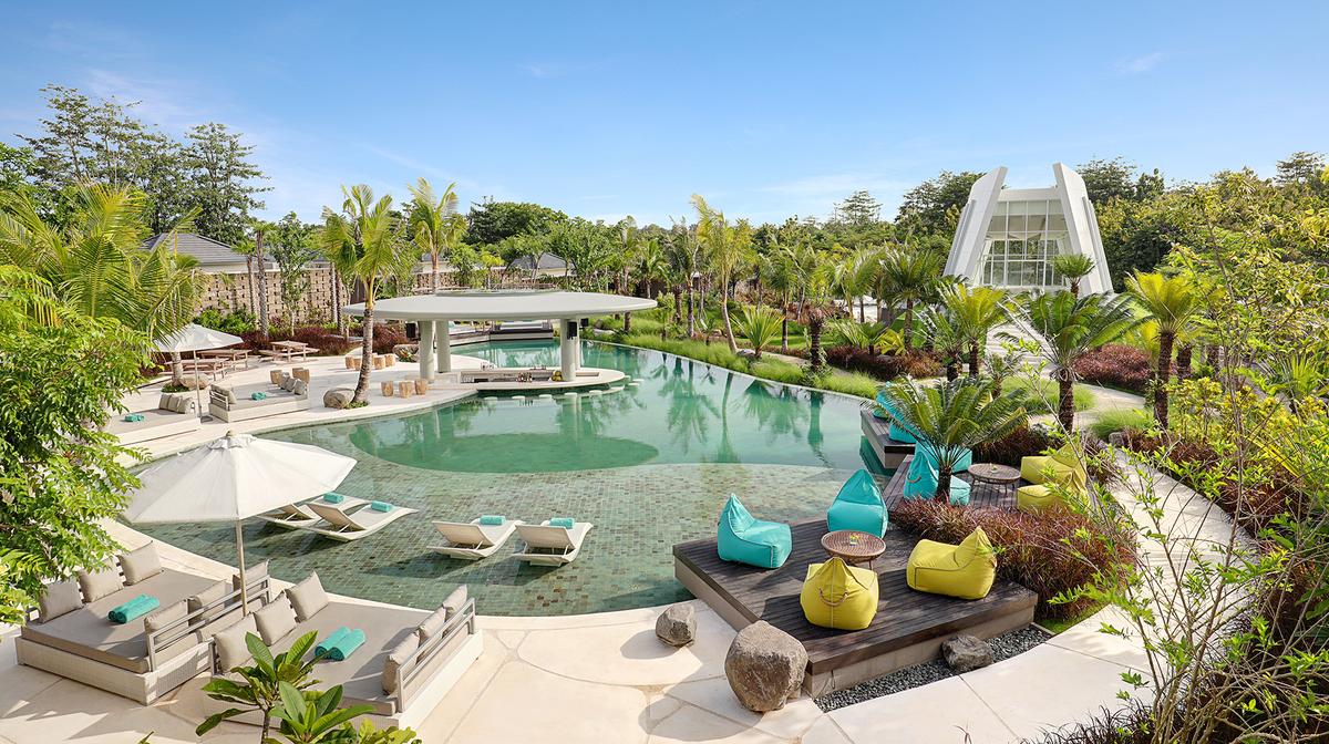 Five-Star Bali Pool Villas with Daily Breakfast, Daily Lunch or Dinner & Nightly Free-Flow Cocktail Hour