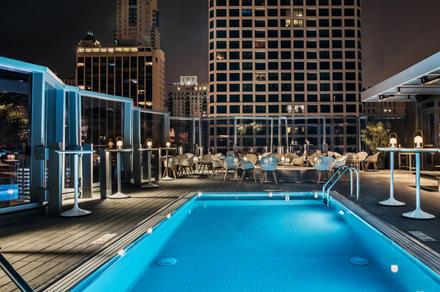 Stay in Chicago’s #1 Hotel in Viceroy Luxury