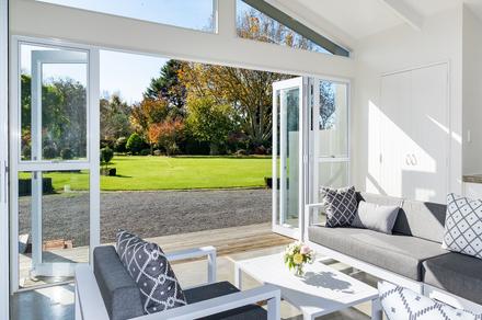 Luxurious Villa Escape in Hawke's Bay Wine Country with Breakfast Hamper