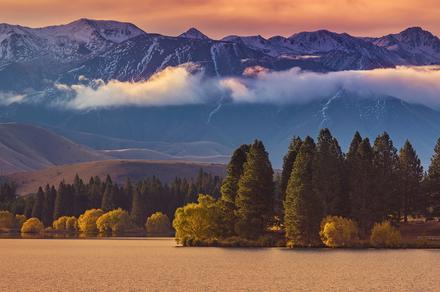 Tranquil Lake Tekapo Escape with Daily Breakfast & Hot Springs Pass