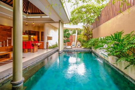 Private One- and Two-Bedroom Pool Villas with Daily Dining and Cocktails