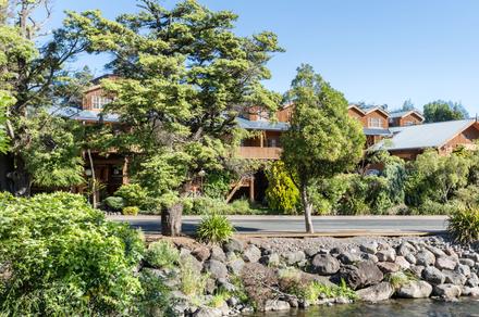 Alpine-Style Chateau Retreat on New Zealand’s North Island with Daily Breakfast & NZ$50 Dining Credit