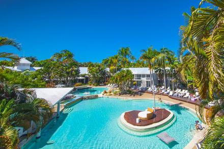 Tropical Apartment Escape in Port Douglas with Dining Inclusions