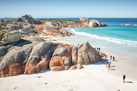 Tasmania: 4-Day Small-Group Bay of Fires Walking Tour with All Meals & Guided Exploration