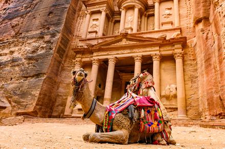 Treasures of Jordan: 8-Day Luxury Small-Group Tour with Four Seasons Stay, Desert Glamping & Night-Time Tour of Petra